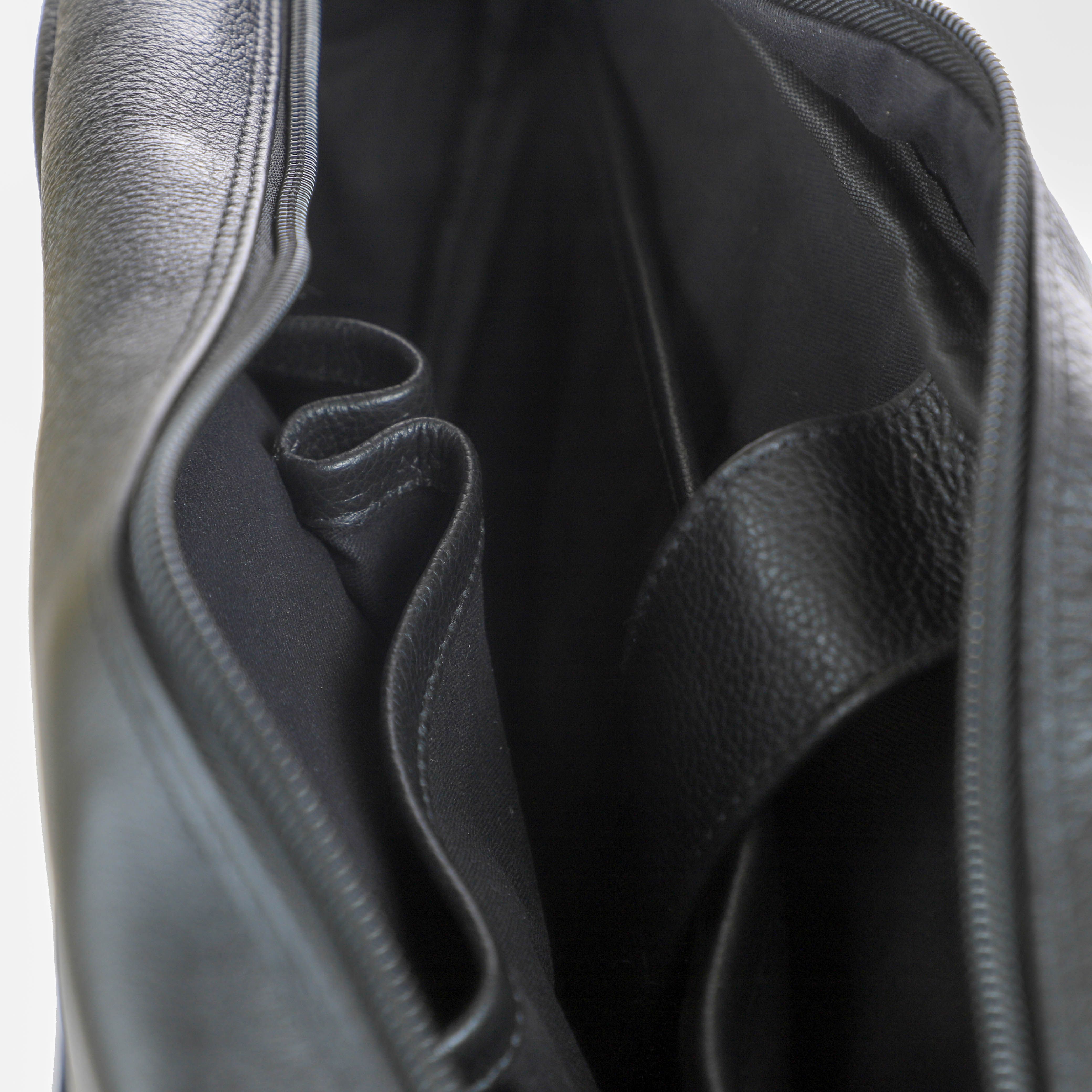 Aiden Messenger Bag 