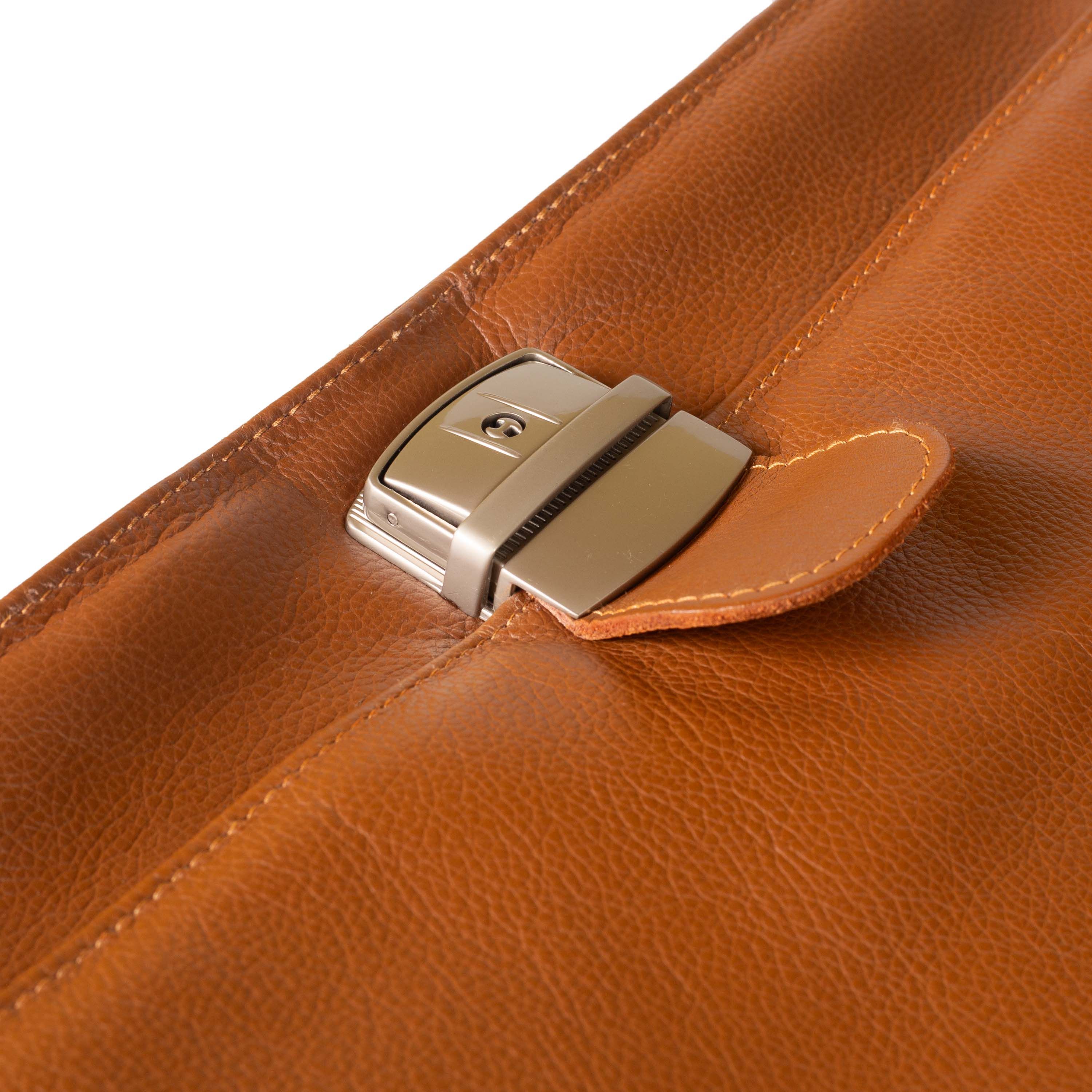 Charlie Messenger Bag