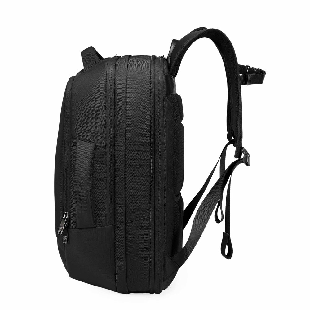 Adventress Backpack 