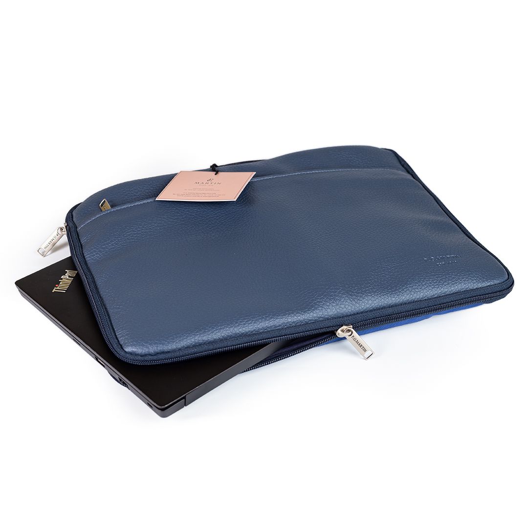 Qubec Laptop Sleeve 