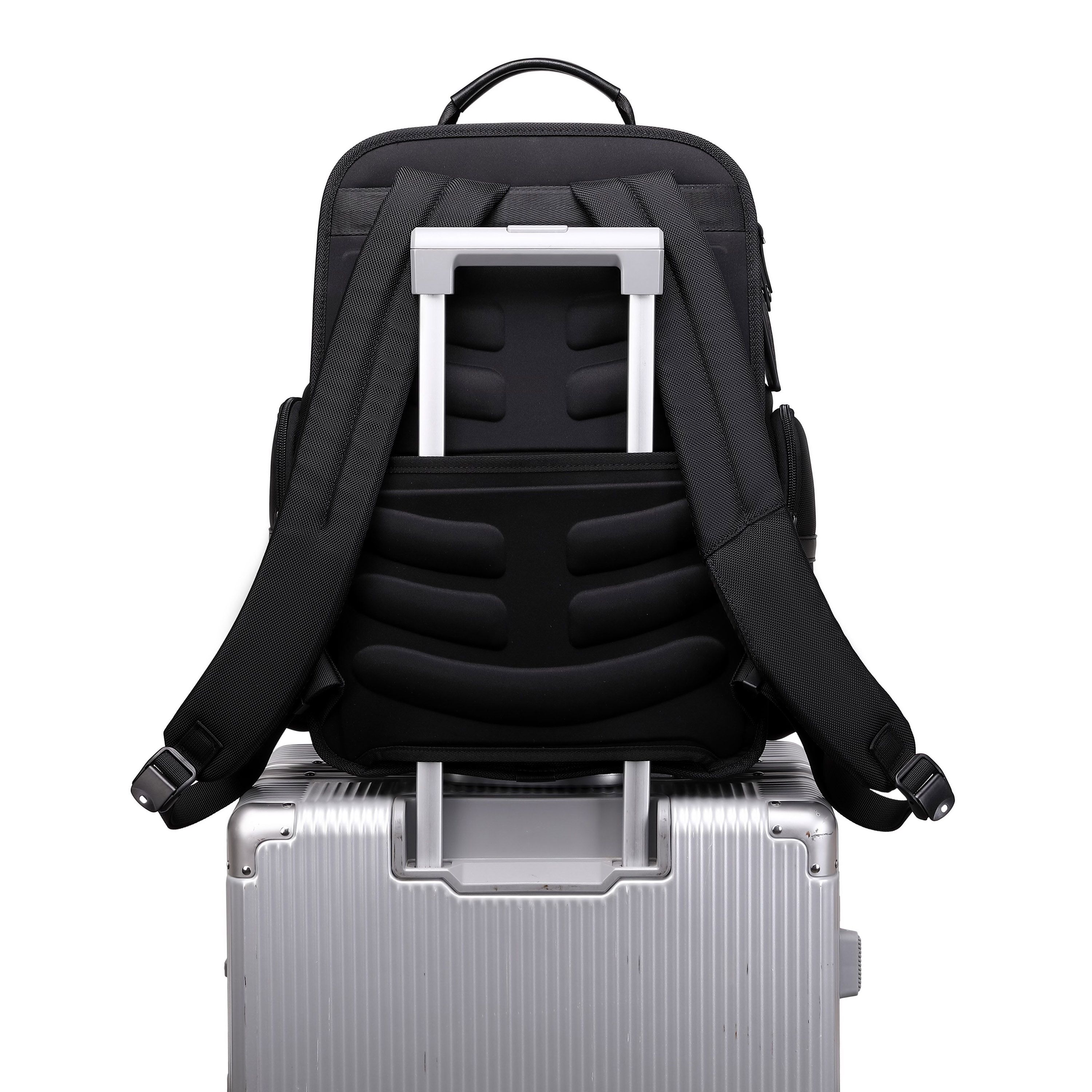 Voyager Backpack 