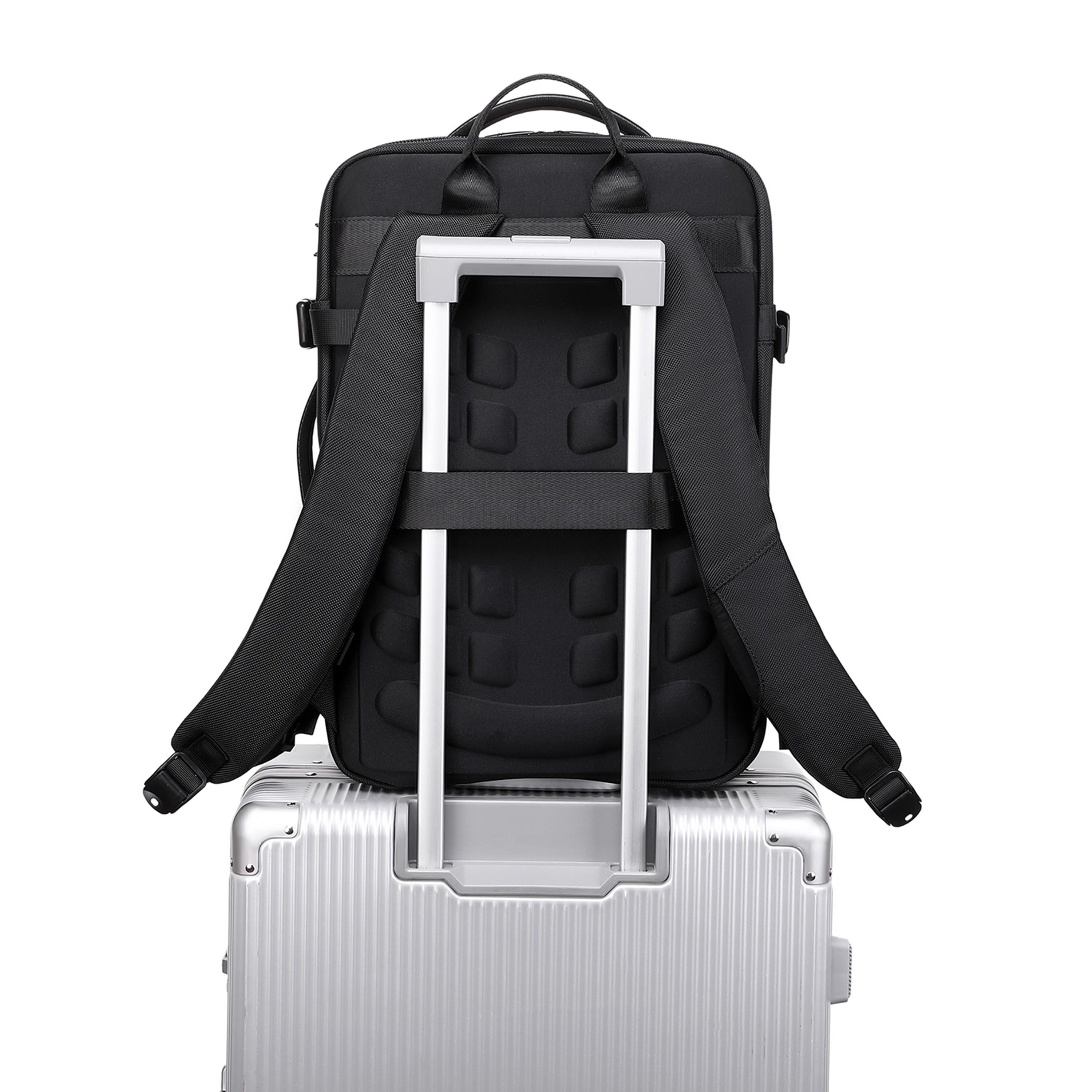 Traveleque Backpack 